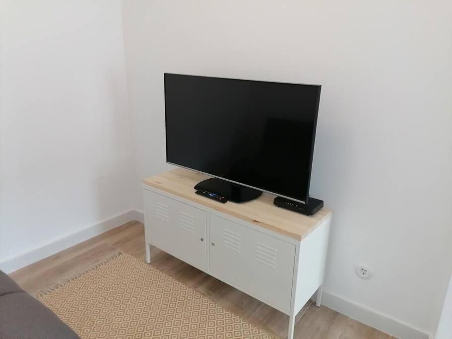 Apartamento Completamente Equipado Centro Ferrol Buitenkant foto