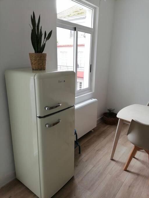 Apartamento Completamente Equipado Centro Ferrol Buitenkant foto